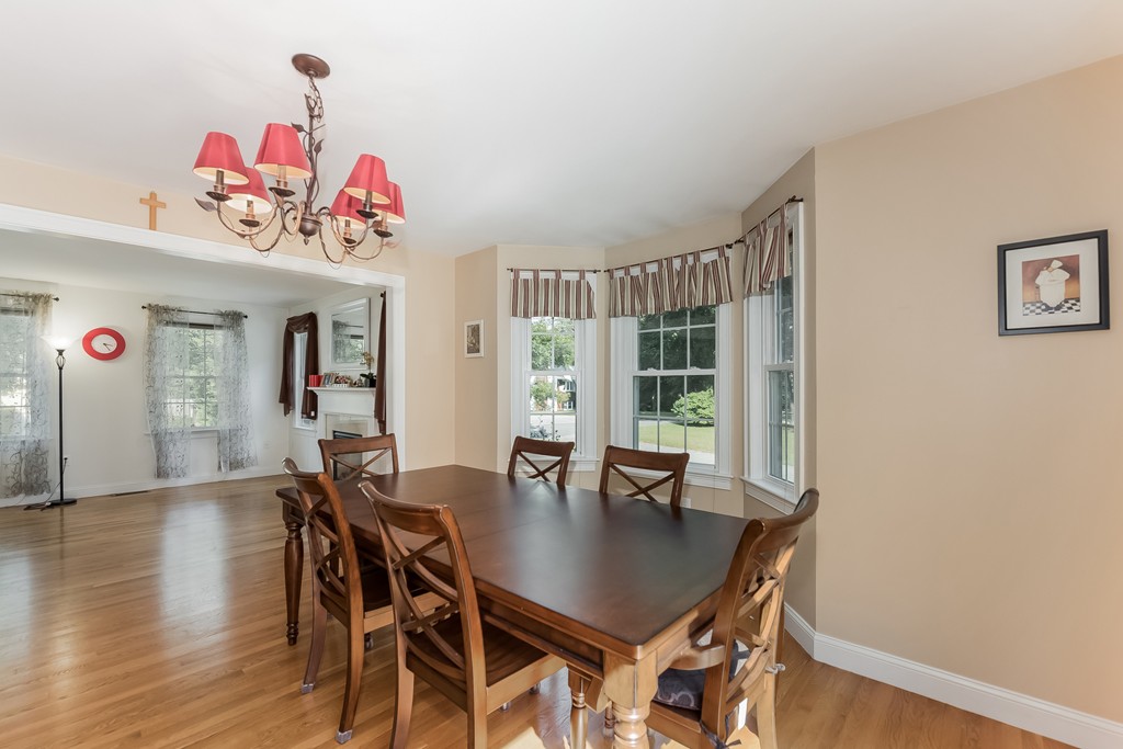15 Carter Road Burlington, MA 01803 - Photo 6 of 30 Gallery Image 6