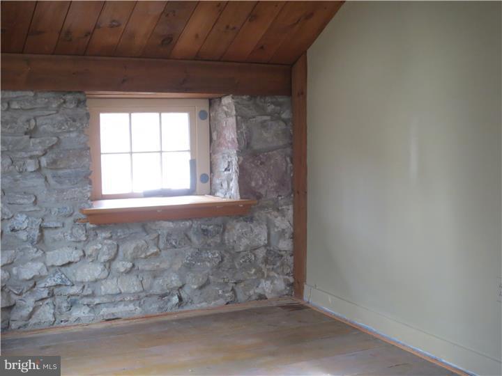 6250 Lower York Road New Hope, PA 18938 - Photo 16 of 19 Bedroom - Main