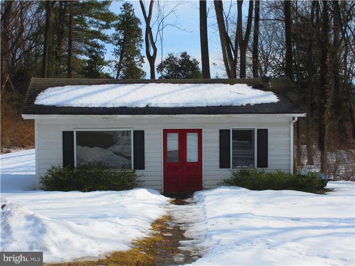 6250 Lower York Road New Hope, PA 18938 - Photo 5 of 19 Storage Shed