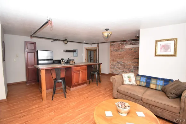 $1,500 | 150 Court Street, Unit 42, Watertown, NY 13601