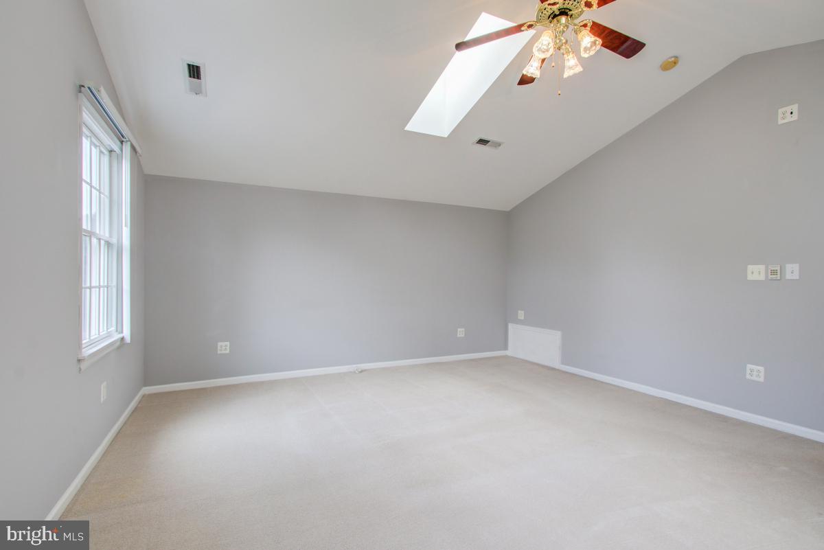 109 Summit Hall Road Gaithersburg, MD 20877 - Photo 25 of 57 Primary Bedroom