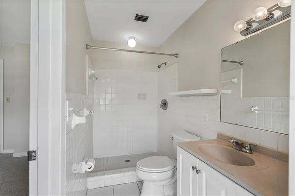 $2,500 | 6513 Stockbridge Avenue, Belle Isle, FL 32809