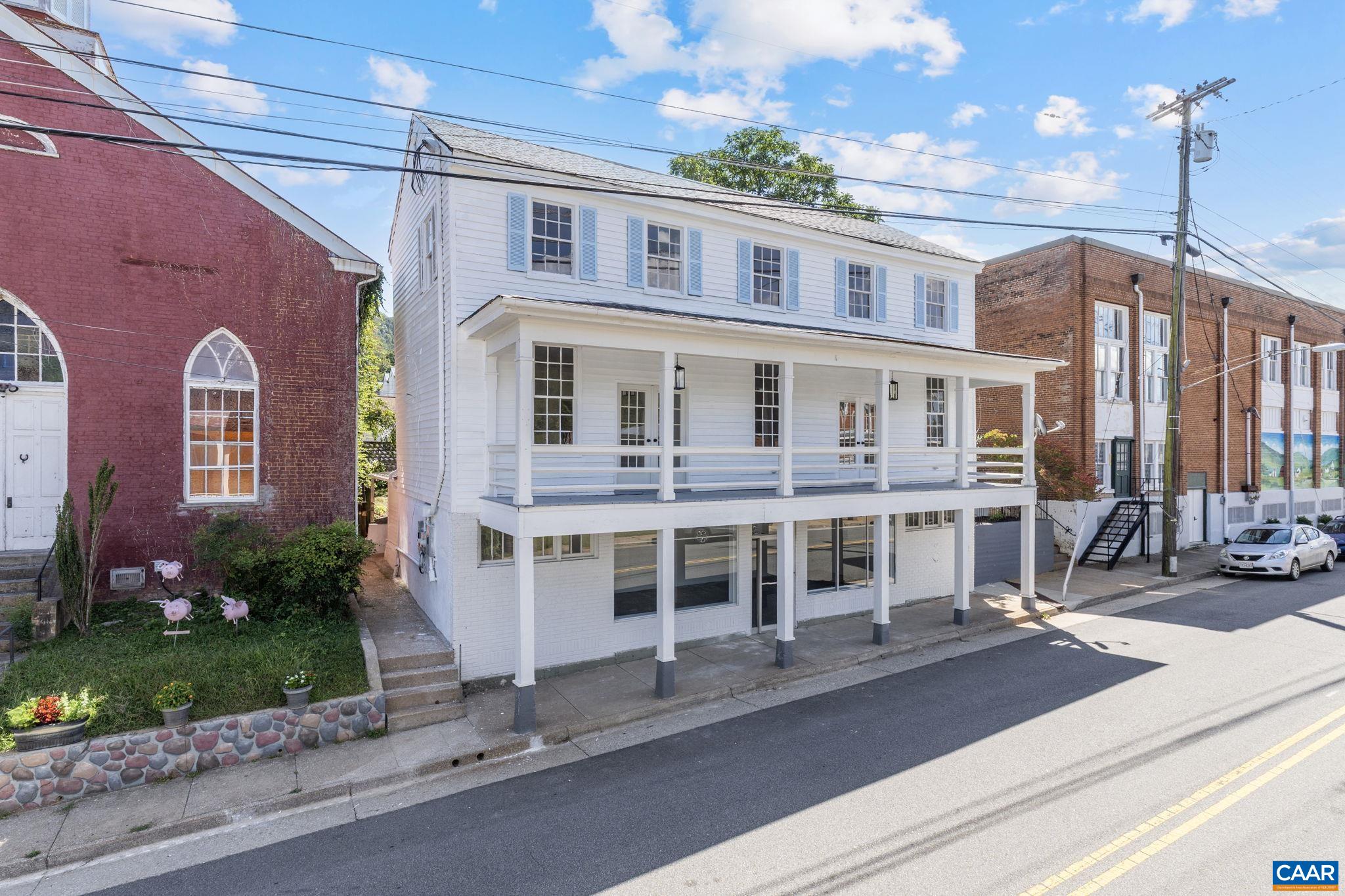 622 Front Street Lovingston, VA 22949 - Photo 2 of 64