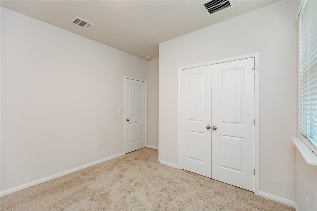 108 Finley Rae Drive Georgetown, TX 78626 - Photo 16 of 23 Gallery Image 16