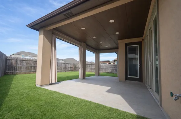 $2,400 | 155 Rosebush Drive, Liberty Hill, TX 78642