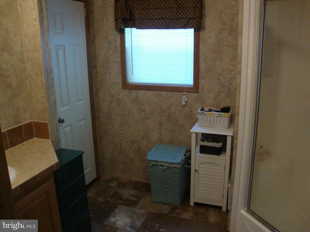135 Sun Valley Road Elizabethtown, PA 17022 - Photo 14 of 20 Gallery Image 14