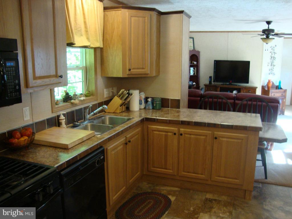 135 Sun Valley Road Elizabethtown, PA 17022 - Photo 10 of 20 Gallery Image 10