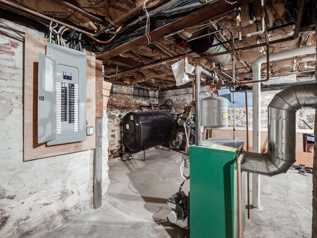 29 Agate Avenue Worcester, MA 01604 - Photo 28 of 30