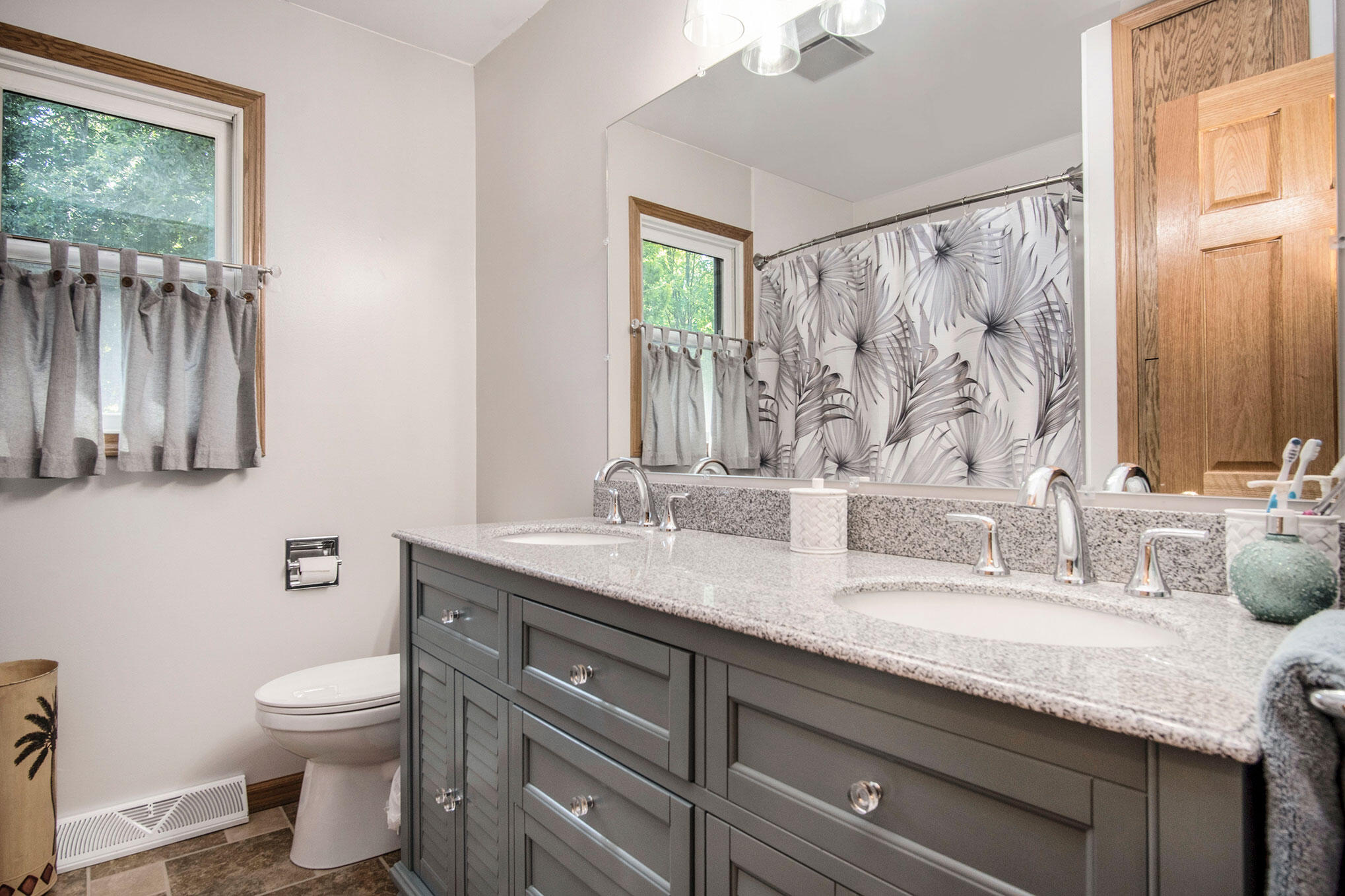 2601 West Fruitport Rd. Spring Lake, MI 49456 - Photo 17 of 28 DSC02408