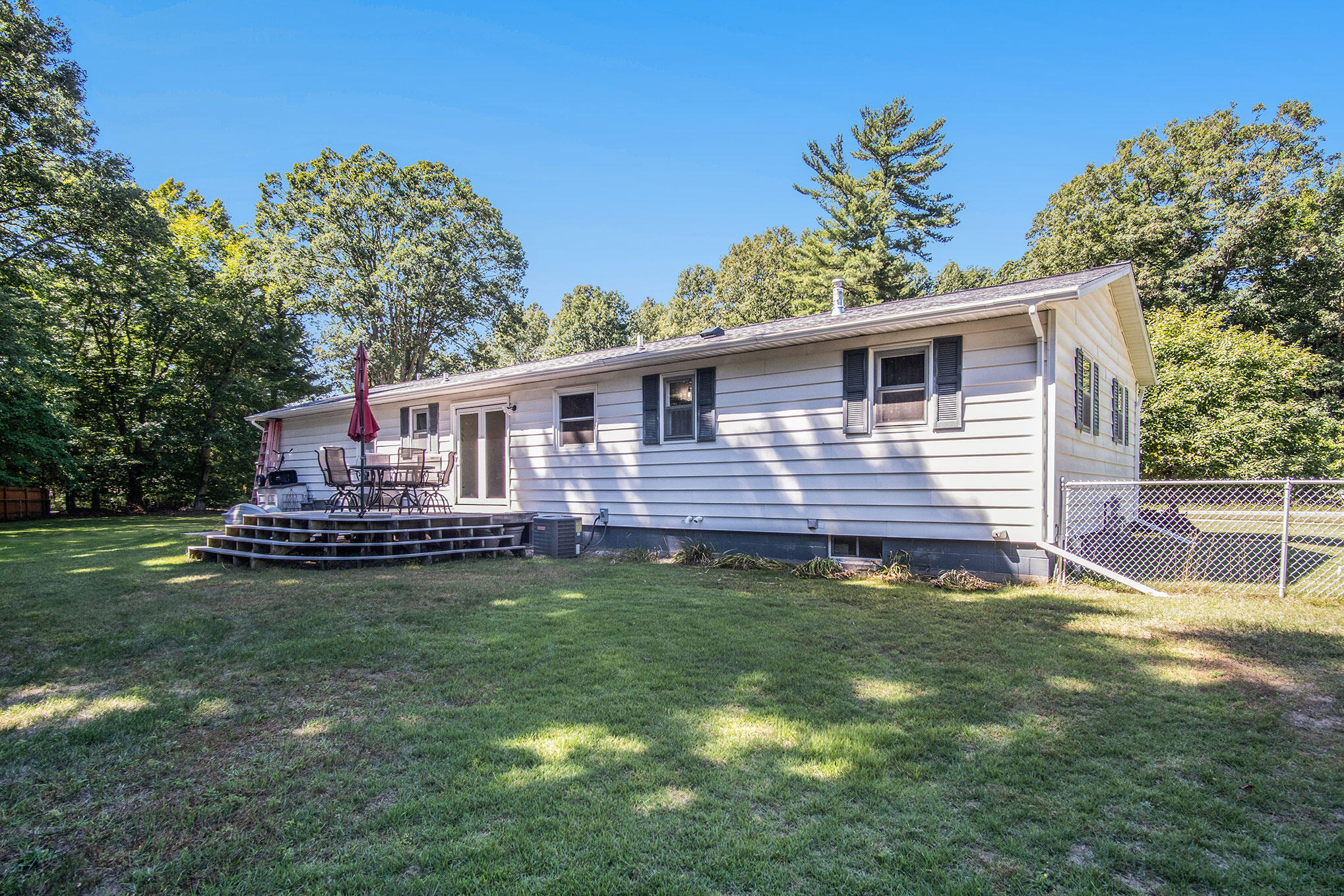 2601 West Fruitport Rd. Spring Lake, MI 49456 - Photo 24 of 28 DSC02464