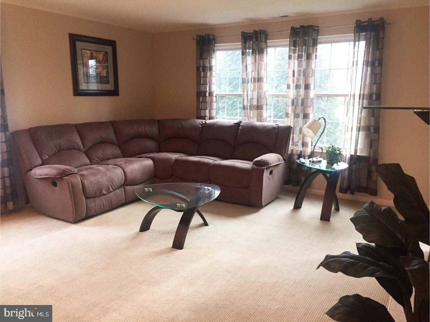60 Rittenhouse Court, Unit 209 Wayne, PA 19087 - Photo 9 of 18 Living Room