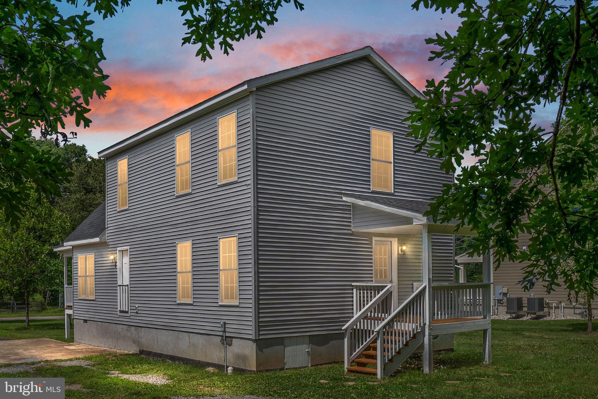 12441 Popes Head Road Clifton, VA 20124 - Photo 2 of 48 Gallery Image 2