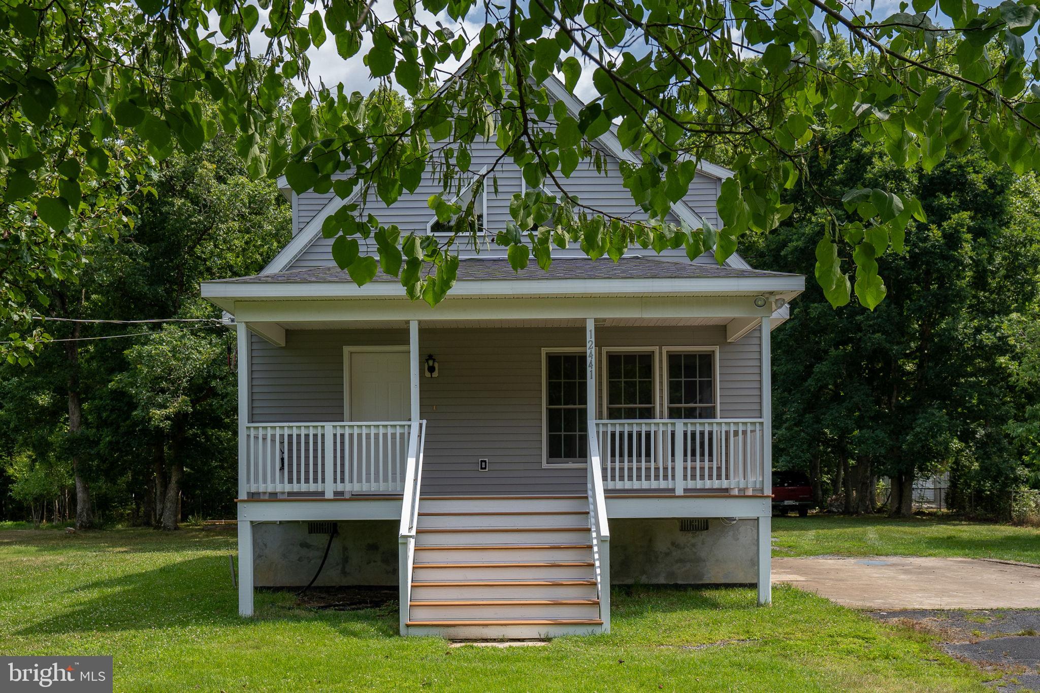 12441 Popes Head Road Clifton, VA 20124 - Photo 5 of 48 Gallery Image 5