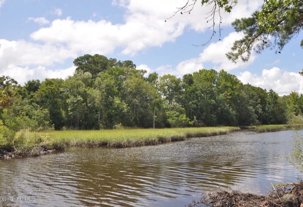 10568 Tulsa Road Jacksonville, FL 32218 - Photo 2 of 31 a view of a yard