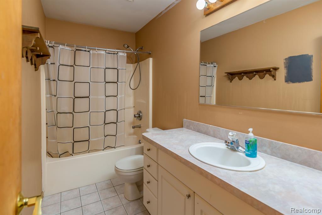 4059 Oakley Road Stockbridge, MI 49285 - Photo 20 of 28
