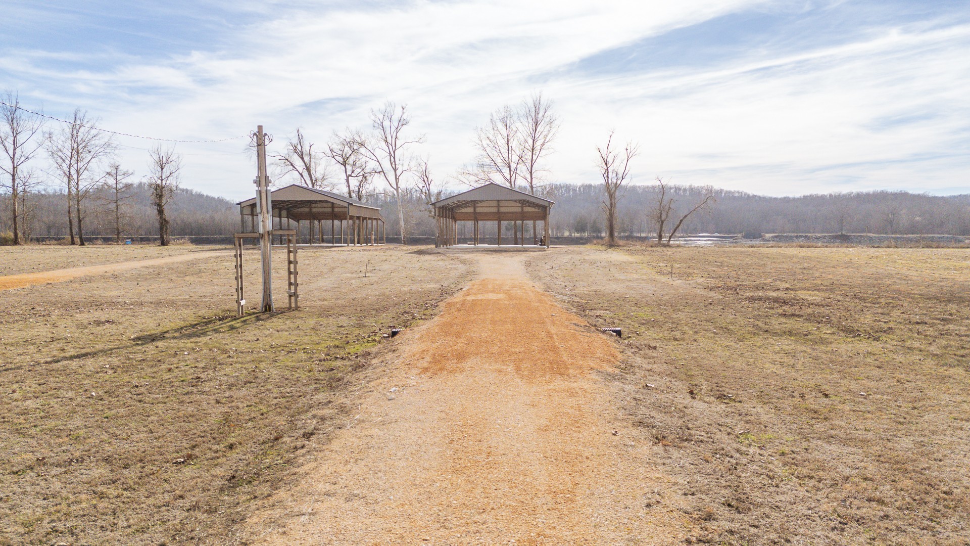 209 Hardin Bottom River Road Clifton, TN 38425 - Photo 50 of 51 a view of a yard with wooden fence