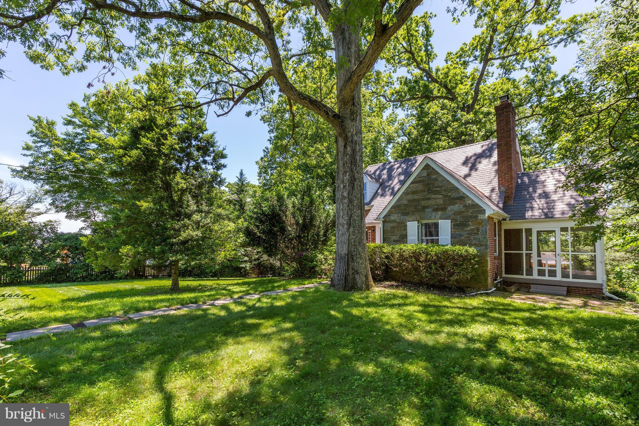 10324 Parkman Road Silver Spring, MD 20903 - Photo 3 of 30 Front View