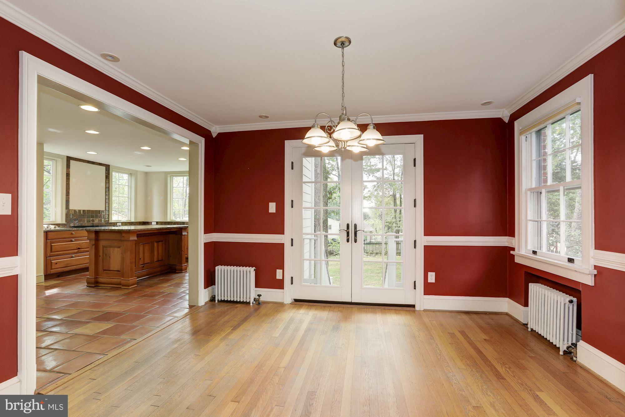 10324 Parkman Road Silver Spring, MD 20903 - Photo 10 of 30 Dining Room