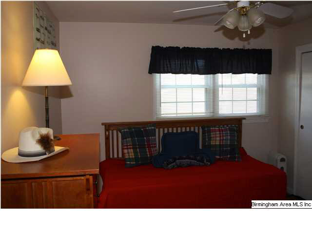 509 Rayburn Road Birmingham, AL 35226 - Photo 20 of 32