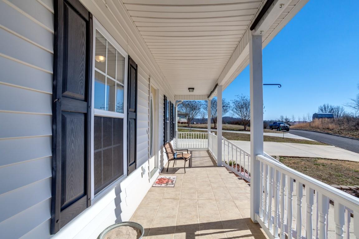 863 Dreamland Road Spring City, TN 37381 - Photo 2 of 40 005210224-2-863DreamlandRdSpringCityTN-S