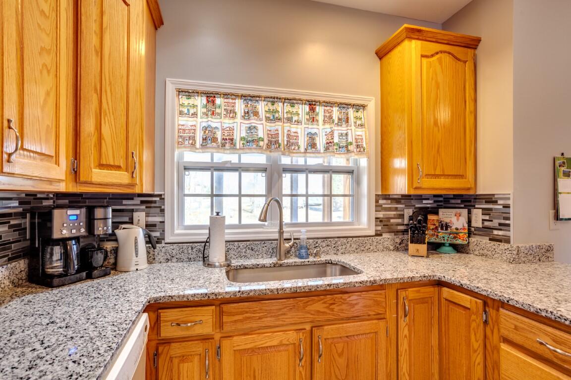 863 Dreamland Road Spring City, TN 37381 - Photo 10 of 40 013210224-2-863DreamlandRdSpringCityTN-S