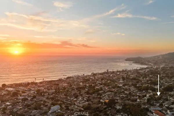 $3,595,000 | 541 Oak Street, Laguna Beach, CA 92651