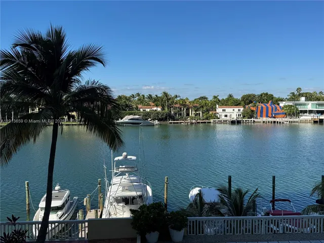 $4,000 | 5600 Collins Avenue, Unit 4H, Miami Beach, FL 33140