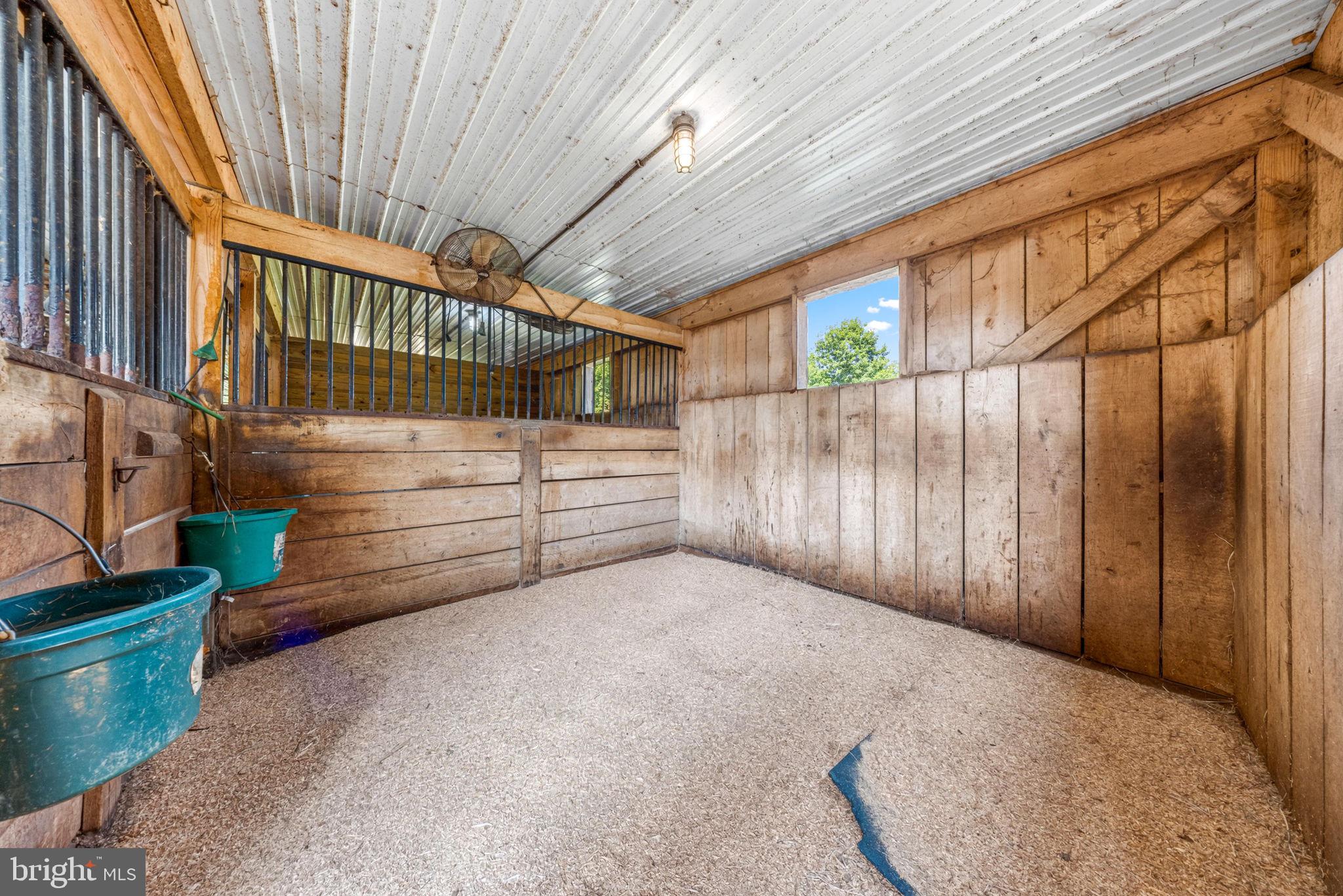 16401 Mt Calvert Road Upper Marlboro, MD 20772 - Photo 87 of 119 Big Barn: 12 Stalls