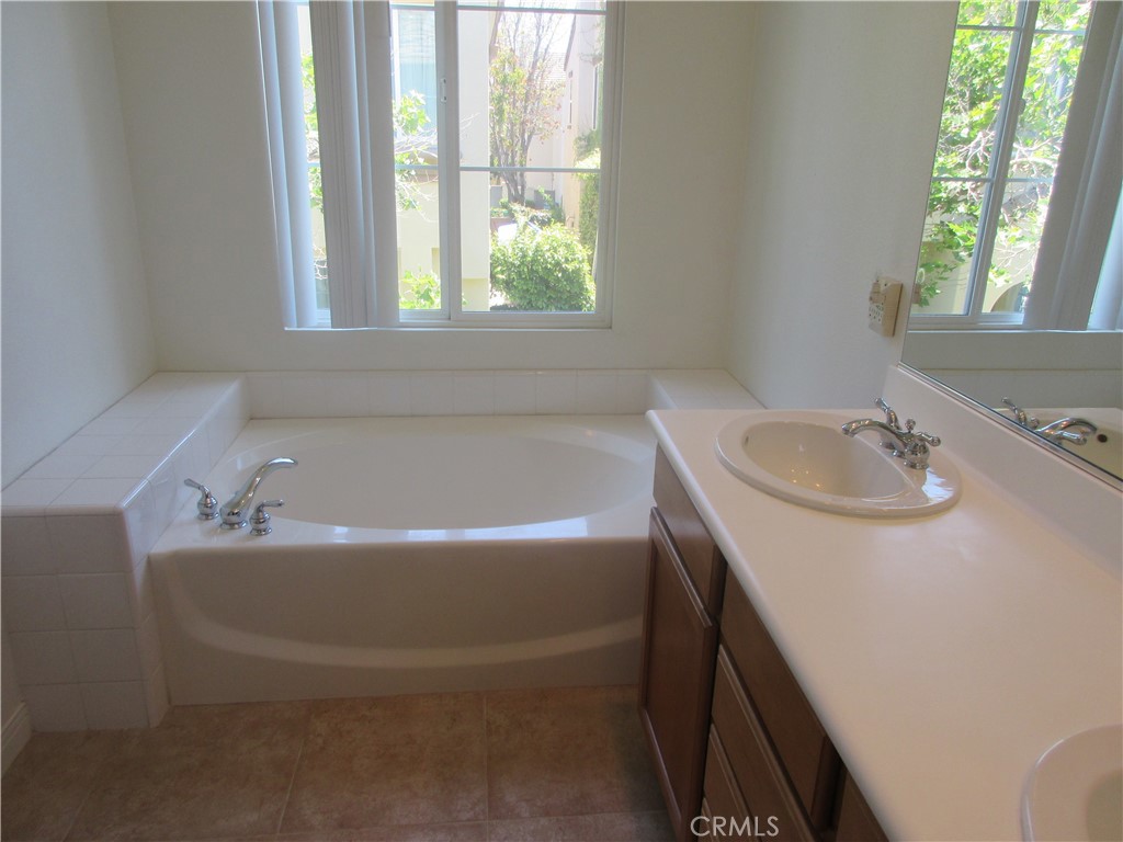 65 Figtree Irvine, CA 92603 - Photo 37 of 59