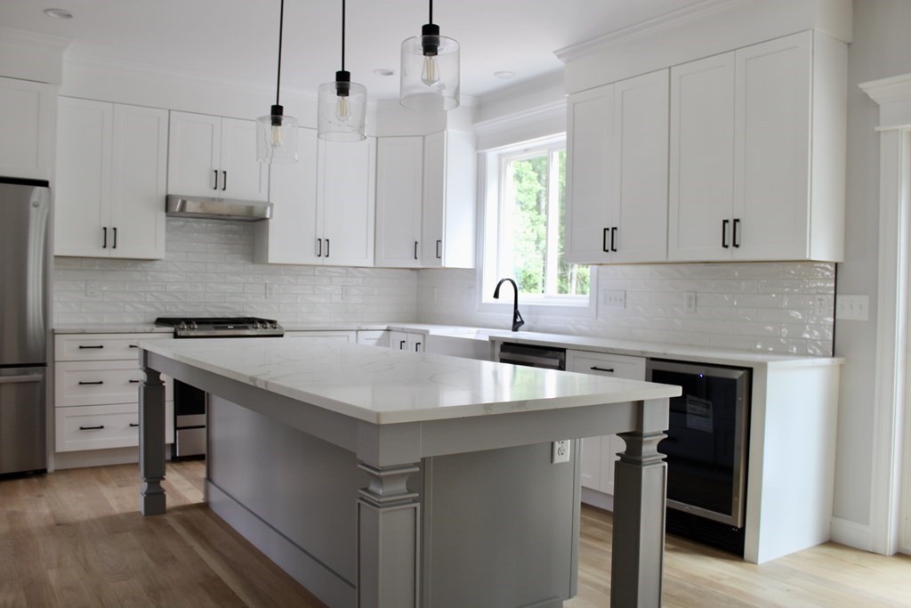 27 Georgia Rae Way Attleboro, MA 02703 - Photo 7 of 16 Gallery Image 7