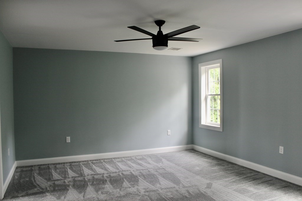 27 Georgia Rae Way Attleboro, MA 02703 - Photo 10 of 16 Gallery Image 10