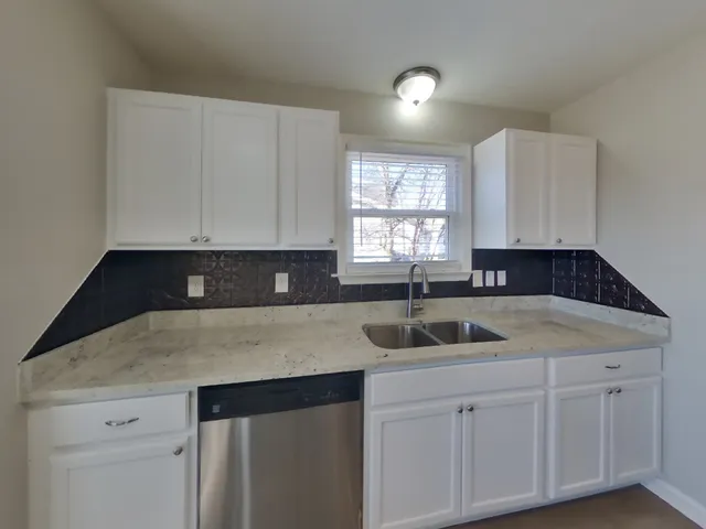 $1,699 | 362 Park Court North, La Vergne, TN 37086