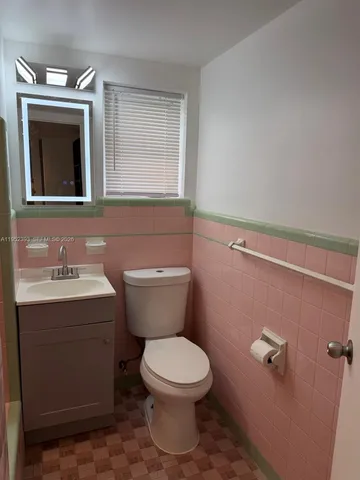 $1,450 | 35 Northeast 80th Terrace, Unit A2, Miami, FL 33150