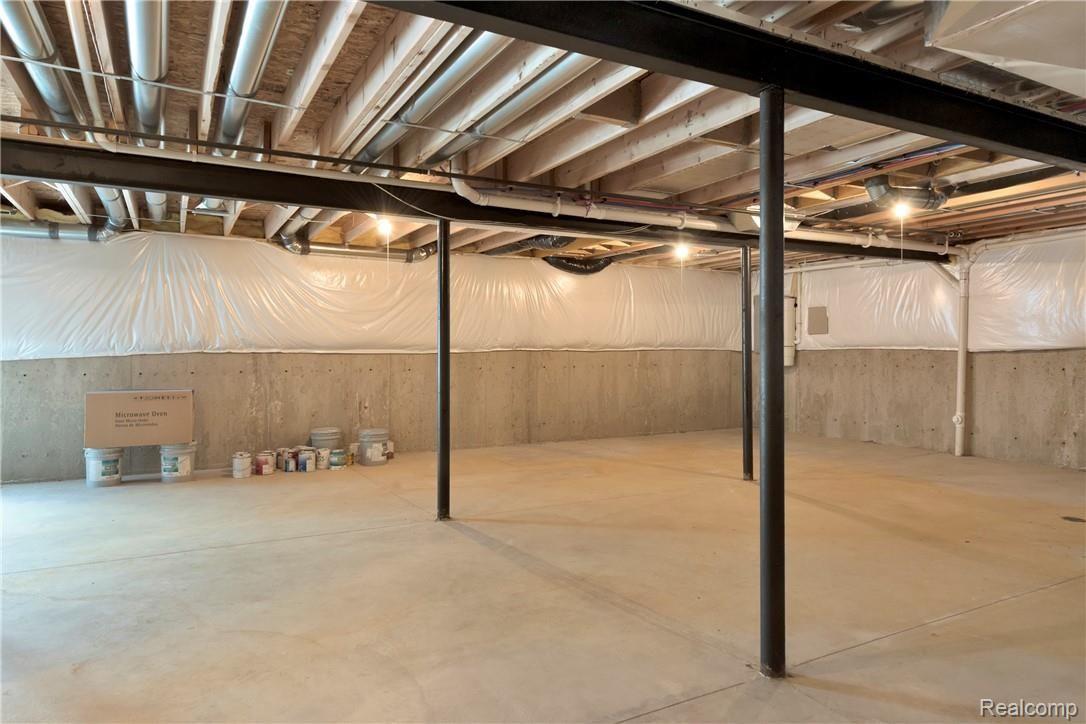 13635 Stamford Road Belleville, MI 48111 - Photo 39 of 40 Full Basement