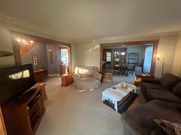 $239,900 | 701 Douglas Avenue, Henning, MN 56551