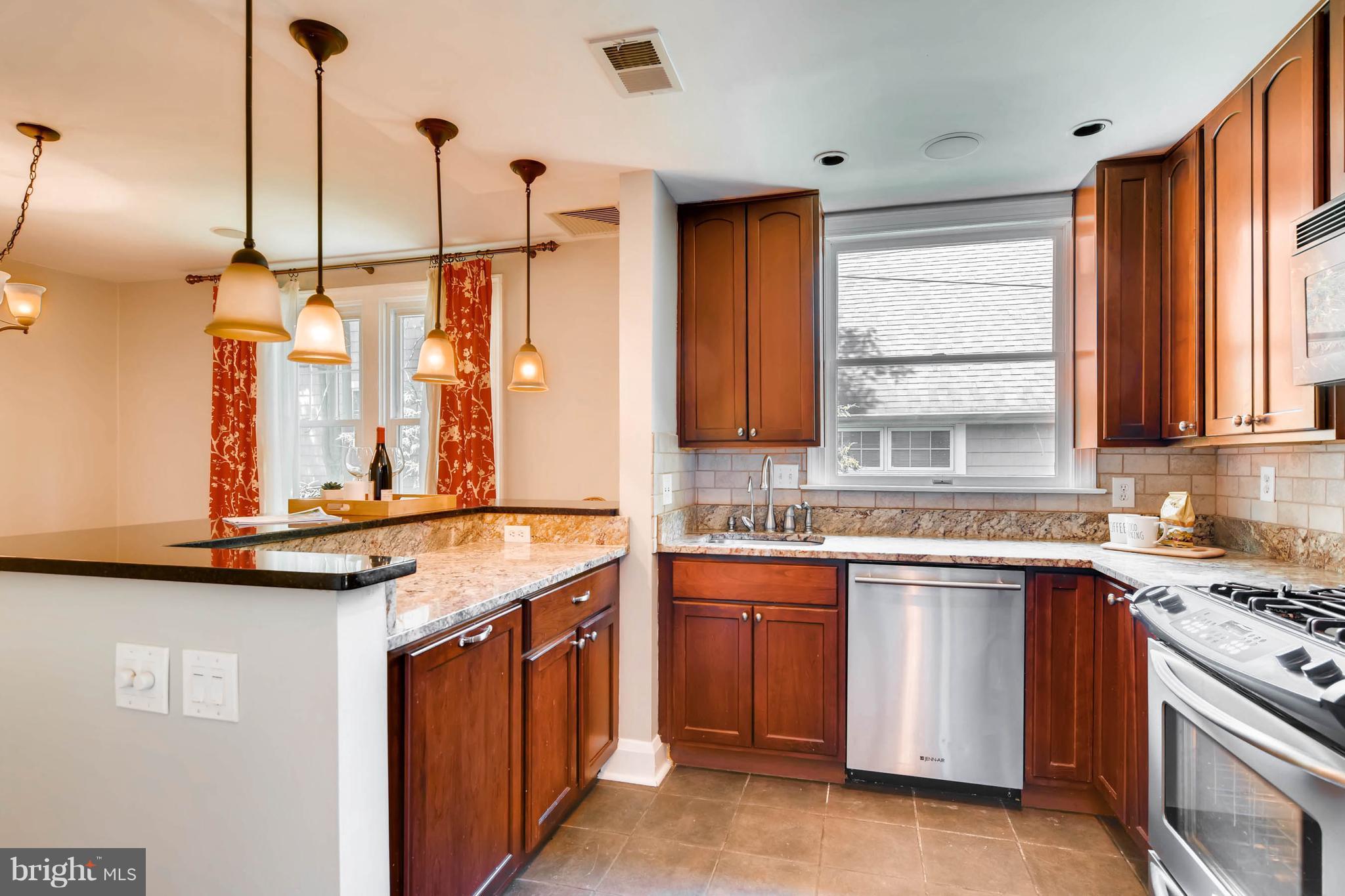 710 Dunkirk Road Baltimore, MD 21212 - Photo 12 of 27 Kitchen