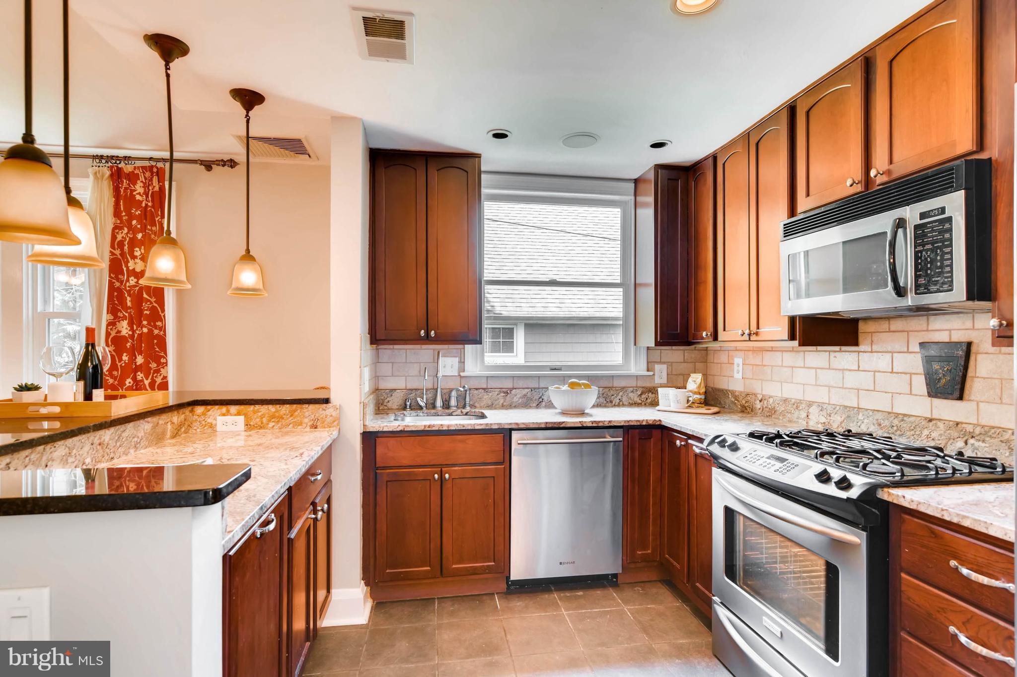 710 Dunkirk Road Baltimore, MD 21212 - Photo 13 of 27 Kitchen