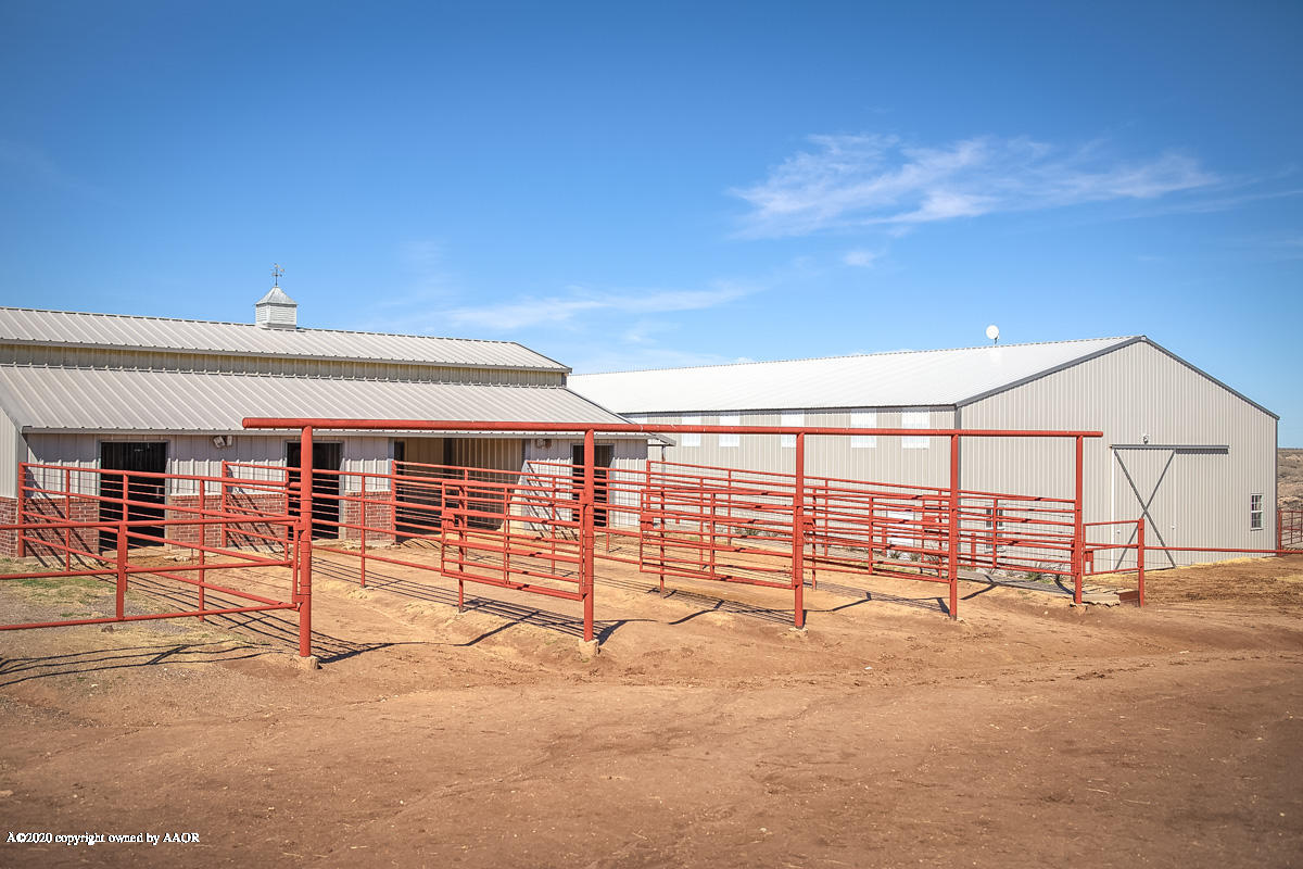 18 Helium Road Amarillo, TX 79124 - Photo 57 of 63 18_Helium_Barn-20_Runs