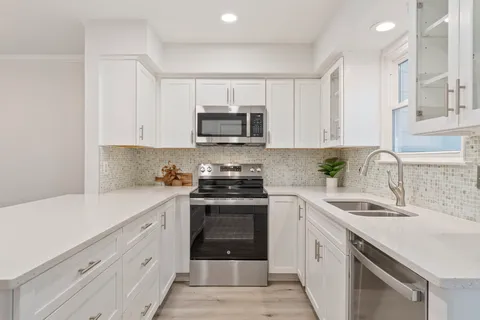 $465,000 | 2829 Hazelwood Drive, Nashville, TN 37212