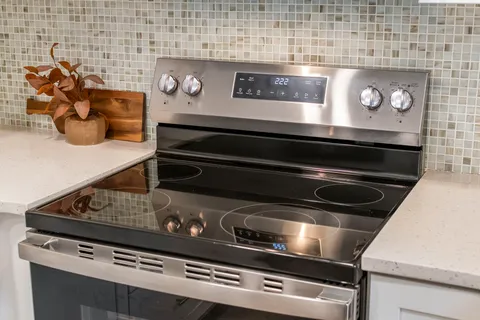 $465,000 | 2829 Hazelwood Drive, Nashville, TN 37212