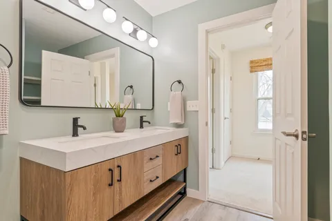 $465,000 | 2829 Hazelwood Drive, Nashville, TN 37212