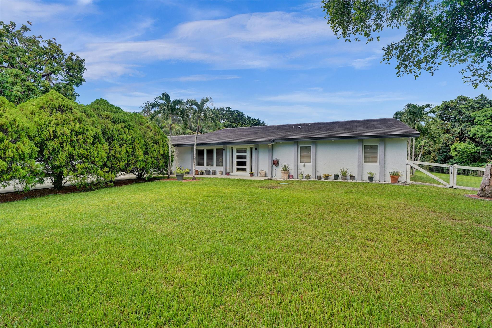 5820 Southwest 188th Avenue Southwest Ranches, FL 33332 - Photo 8 of 69 Photo 8