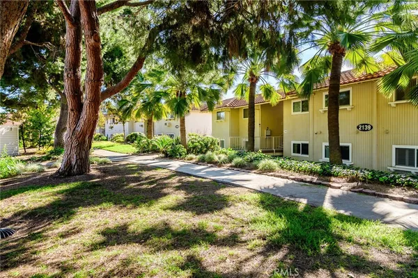 $259,900 | 2139 Ronda Granada, Unit B, Laguna Woods, CA 92637