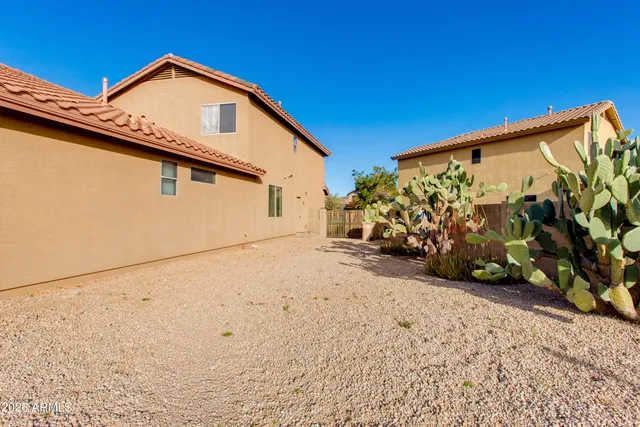 $2,500 | 1707 West Twain Court, Phoenix, AZ 85086