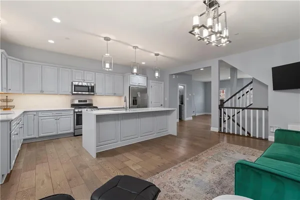 $624,900 | 204 Park Place, Oakmont, PA 15139