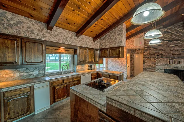 $490,000 | 21790 Adobe Road, Red Bluff, CA 96080