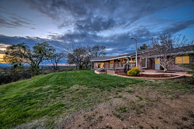 $490,000 | 21790 Adobe Road, Red Bluff, CA 96080