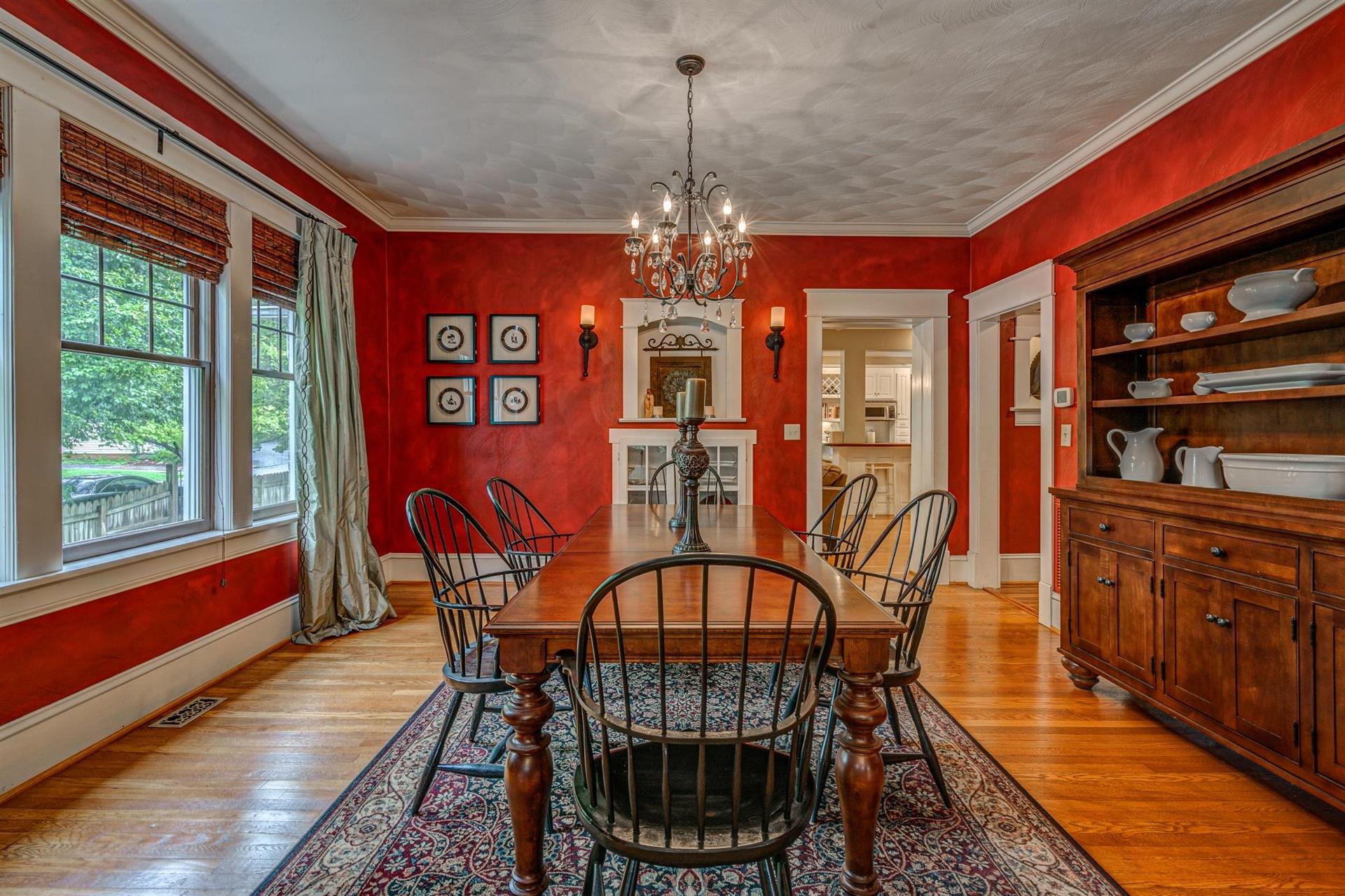 2502 Richelieu Avenue Southwest Roanoke, VA 24014 - Photo 14 of 68 11-2502 Richelieu Ave SW 011
