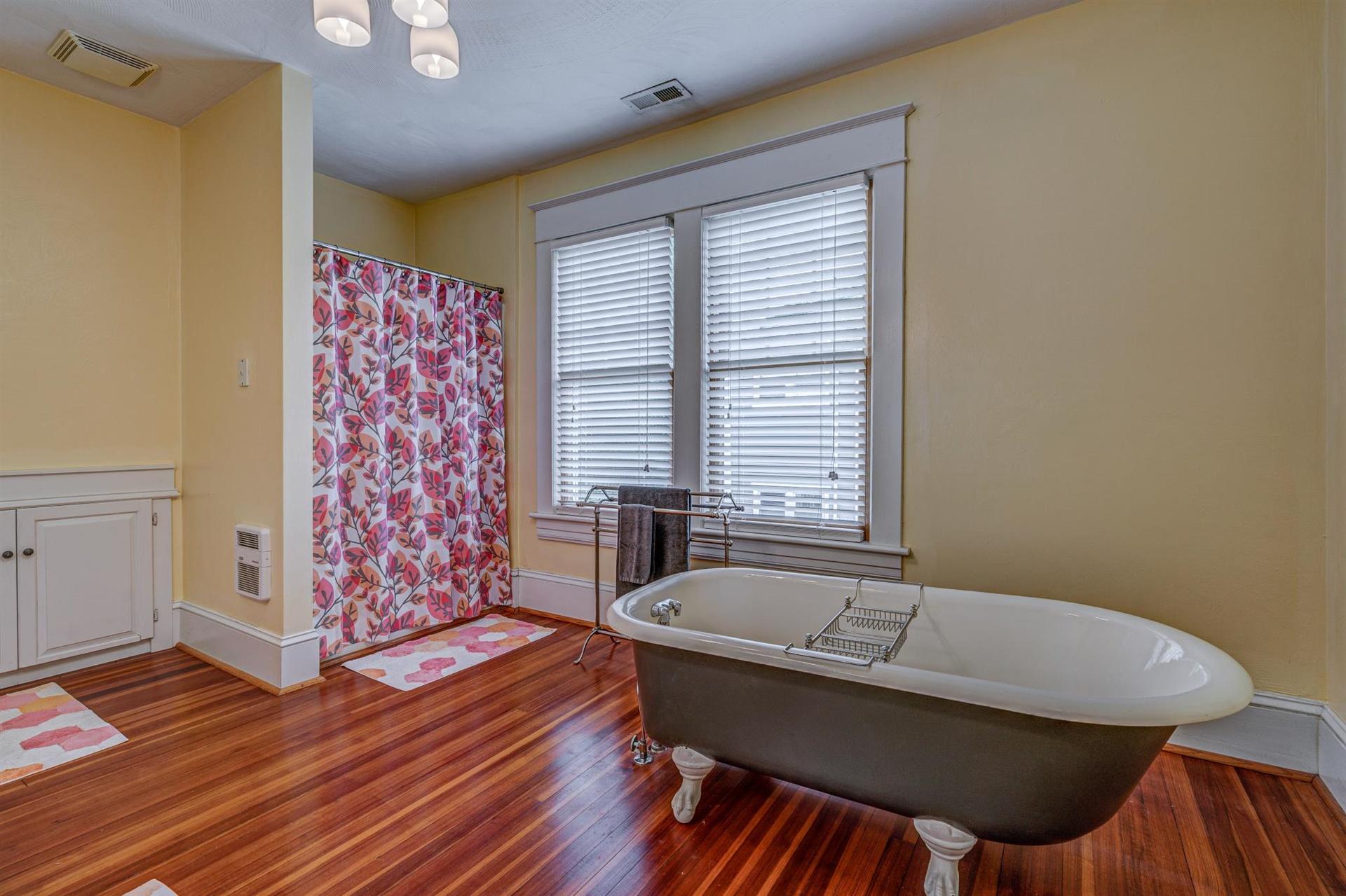 2502 Richelieu Avenue Southwest Roanoke, VA 24014 - Photo 44 of 68 41-2502 Richelieu Ave SW 041