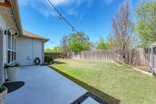$2,100 | 1412 Berlin Lane, Austin, TX 78753